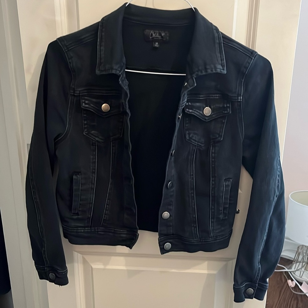 Crop denim jacket